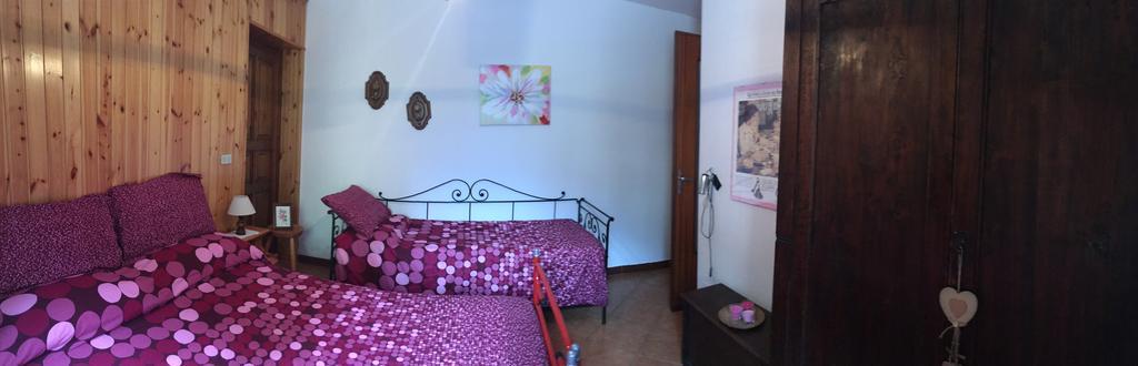 Agriturismo La Grange Pont-Saint-Martin Pokoj fotografie