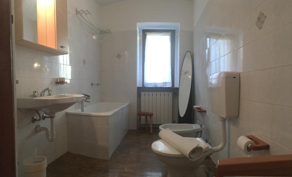 Agriturismo La Grange Pont-Saint-Martin Pokoj fotografie